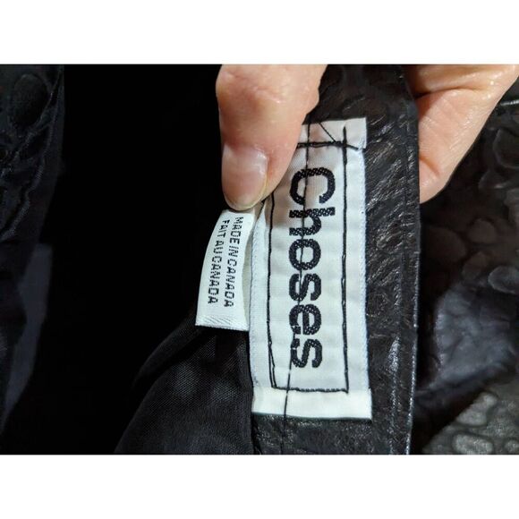 Choses Womens Mini Skirt Leather Zip Back High Waisted Black Size Jr. 7/8 NWT - Picture 3 of 5
